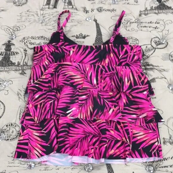 Island Escape Beach Underwire Tankini Swim Top - Picture 5 of 8